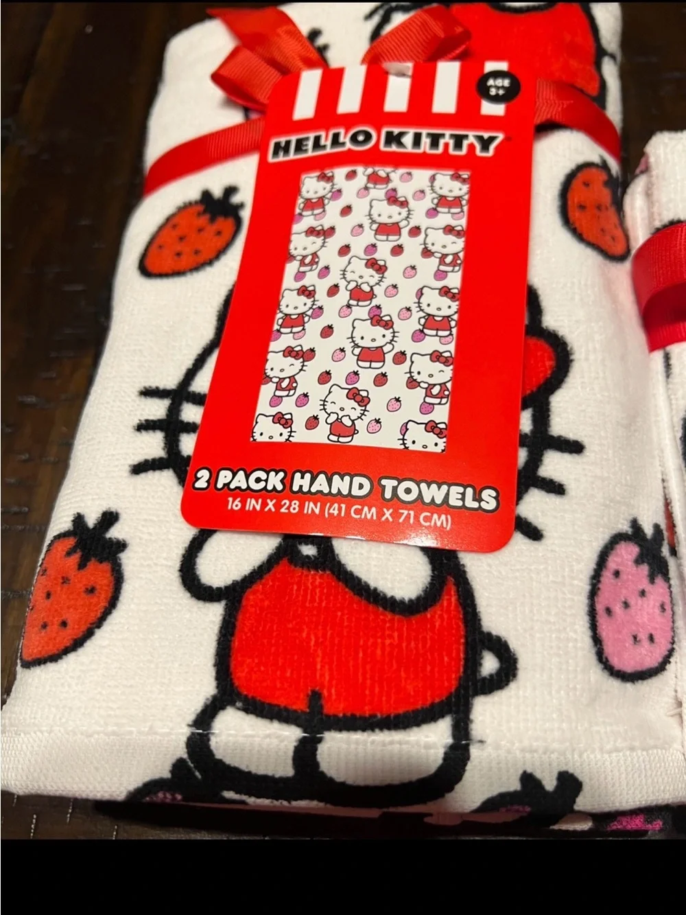 Hello Kitty Super Soft Berries Hand Towels & Washcloth Set of 6
